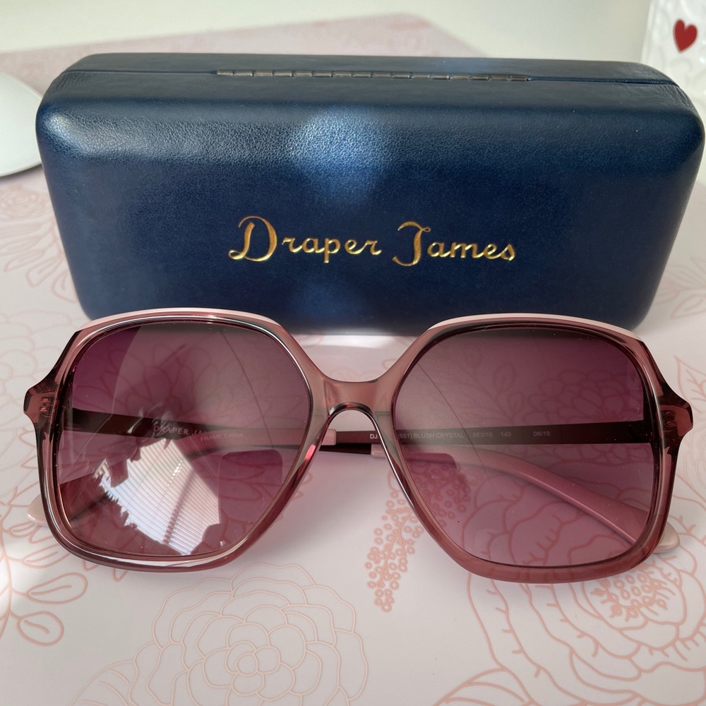 NWOT Draper James sunglasses